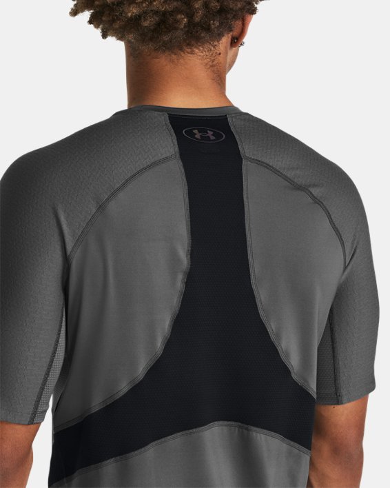 เสื้อแขนสั้น UA RUSH™ SmartForm 2.0 สำหรับผู้ชาย in Gray image number 2